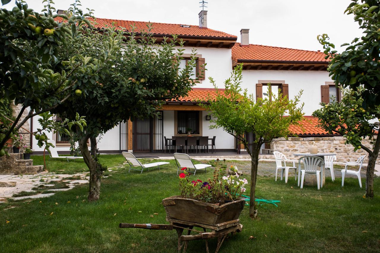 בית הארחה Asiáin 	Casa De La Cadena מראה חיצוני תמונה